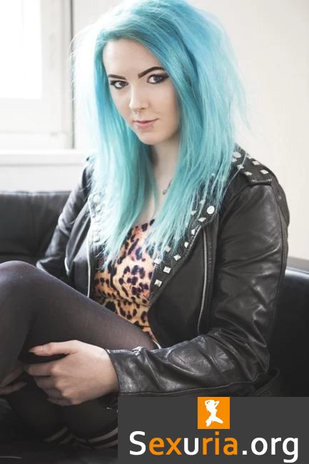 Esperfloe - The Animal In Me