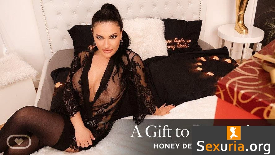 Virtual Real Porn - Honey Demon - A Gift To Remember
