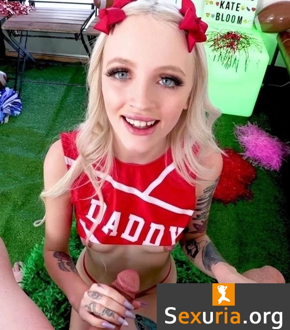 Kate Bloom - Give Me Your C-U-M Daddy! 1080p