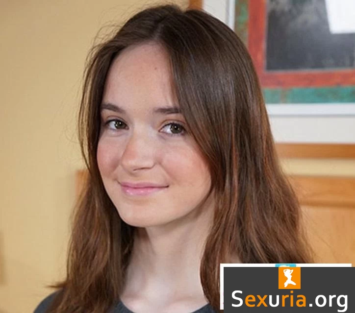 Ellie - Porn Casting