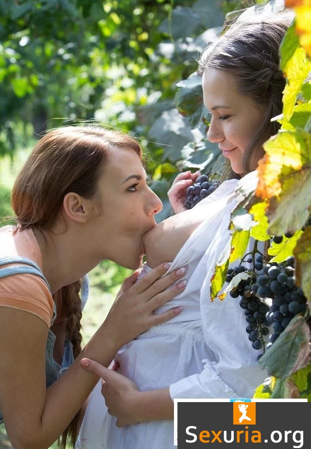 Hanna Sweet, Subil Arch - Blossom FullHD 1080p