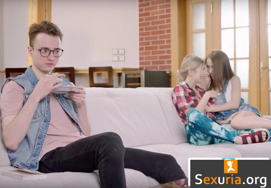 Nata Ocean, Eva Elfie - Nerd Gets Fuck Of His Lifetime 2 FullHD 1080p