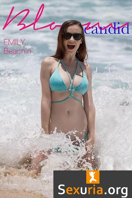 TheEmilyBloom Emily - Beachin