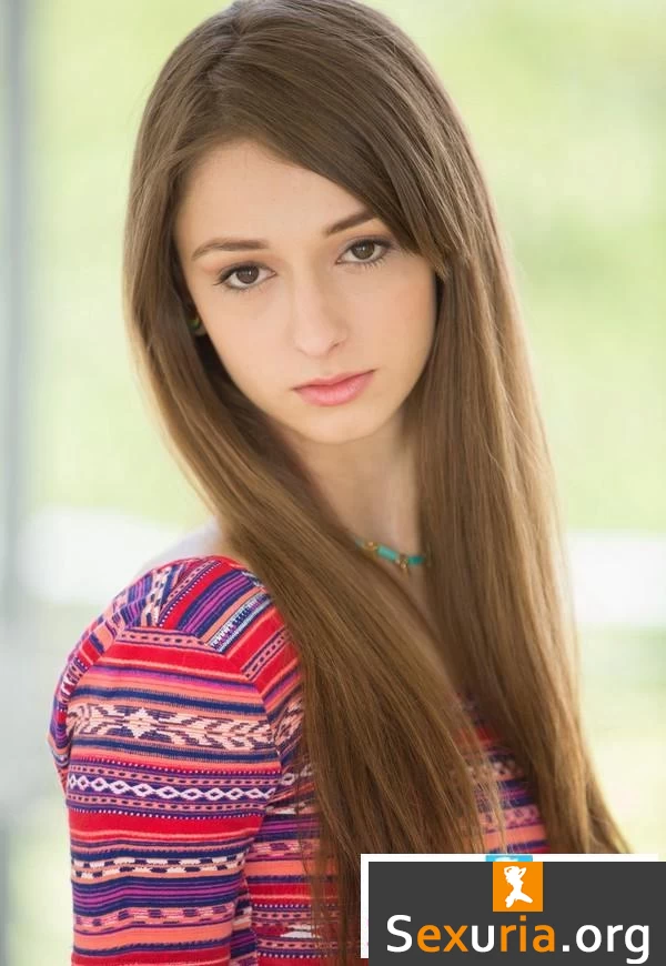 Wilow - Fucked By Huge White Cock