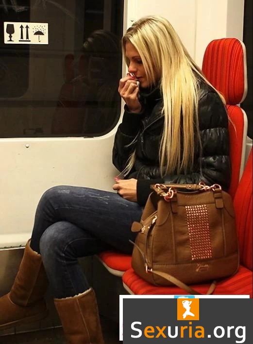 Katka - Pickup Girl In The Train