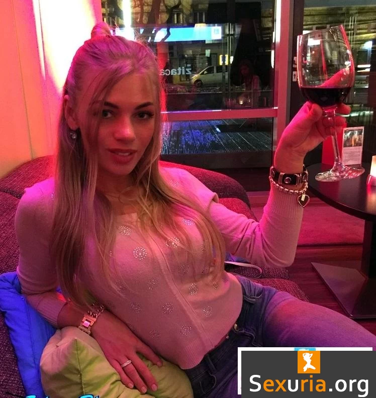 Lolly Gartner - Porn Casting