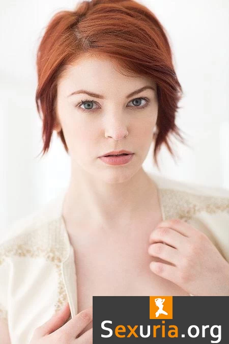 BareMaidens Brea Daniels - The Light