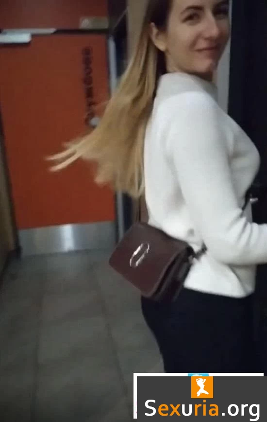 Eleo - McDonalds Public Sex Caught in Female Toilet Cumwalk FullHD 1080p