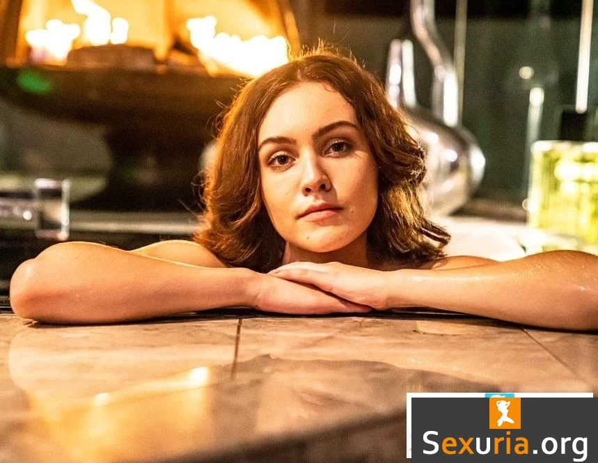 Freya Parker - Strangers At A Party FullHD 1080p