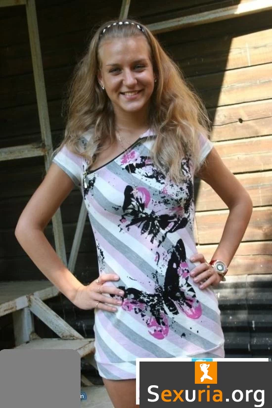 Sveta - Russian Teen Gang Bang On River SD 576p