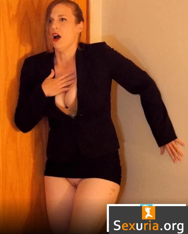 Xev Bellringer - Your Slutty Stepmother Swallows FullHD 1080p