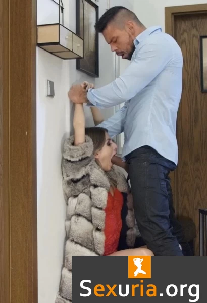 Rebecca Volpetti - Night Out Wild Out