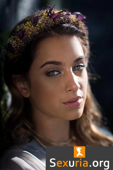 Baremaidens Uma Jolie - My name is