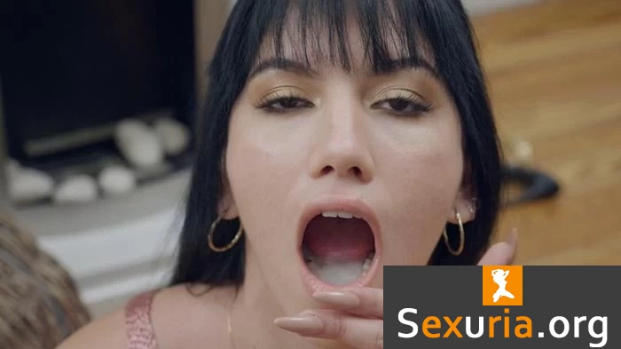 Yenifer Chacon #2 - Bukkake + Interview + BTS - 1080p