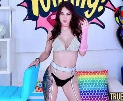 Maddy May - Maddy's Xmas Anal Wish 720p