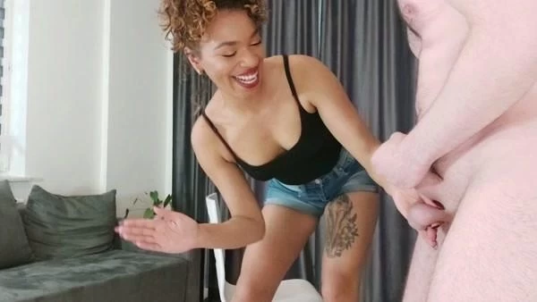 MahoganyQen - Femdom ballbusting - Ballbusting Date (1080p)