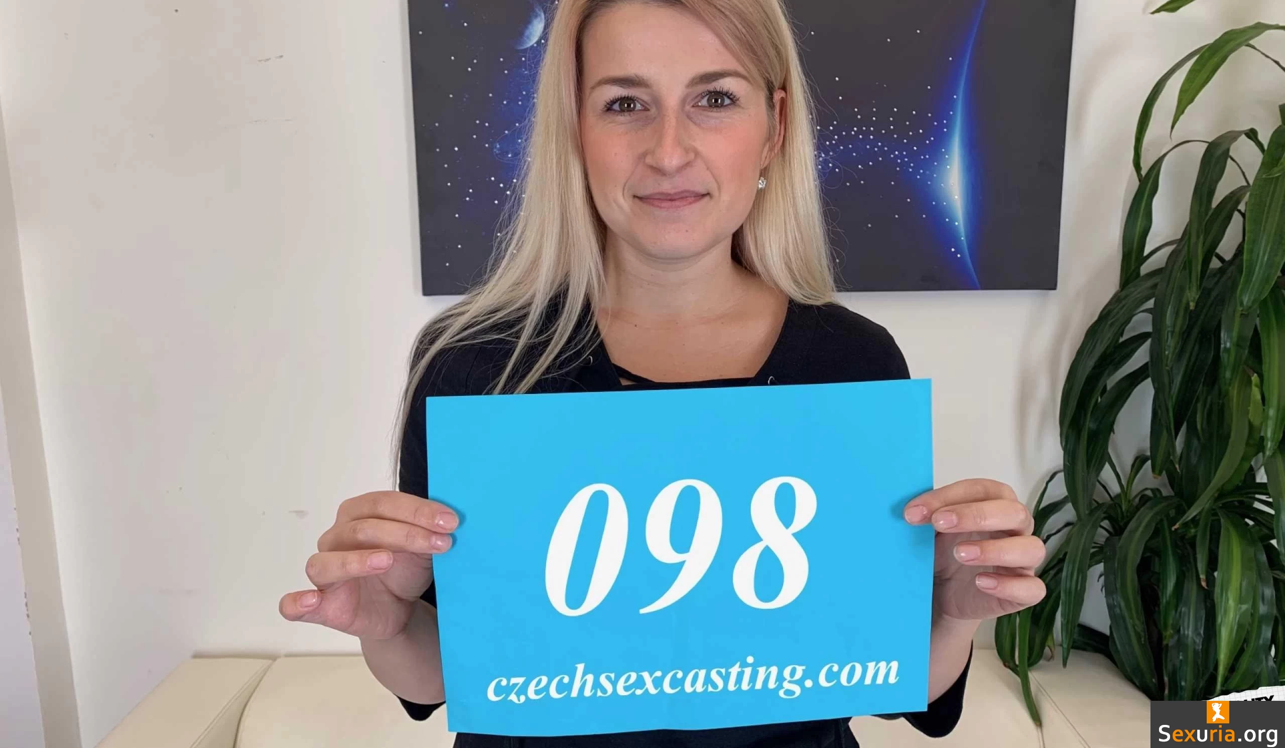 Czech Sex Casting - Basha - Milf wants to be a pornstar 1080p
