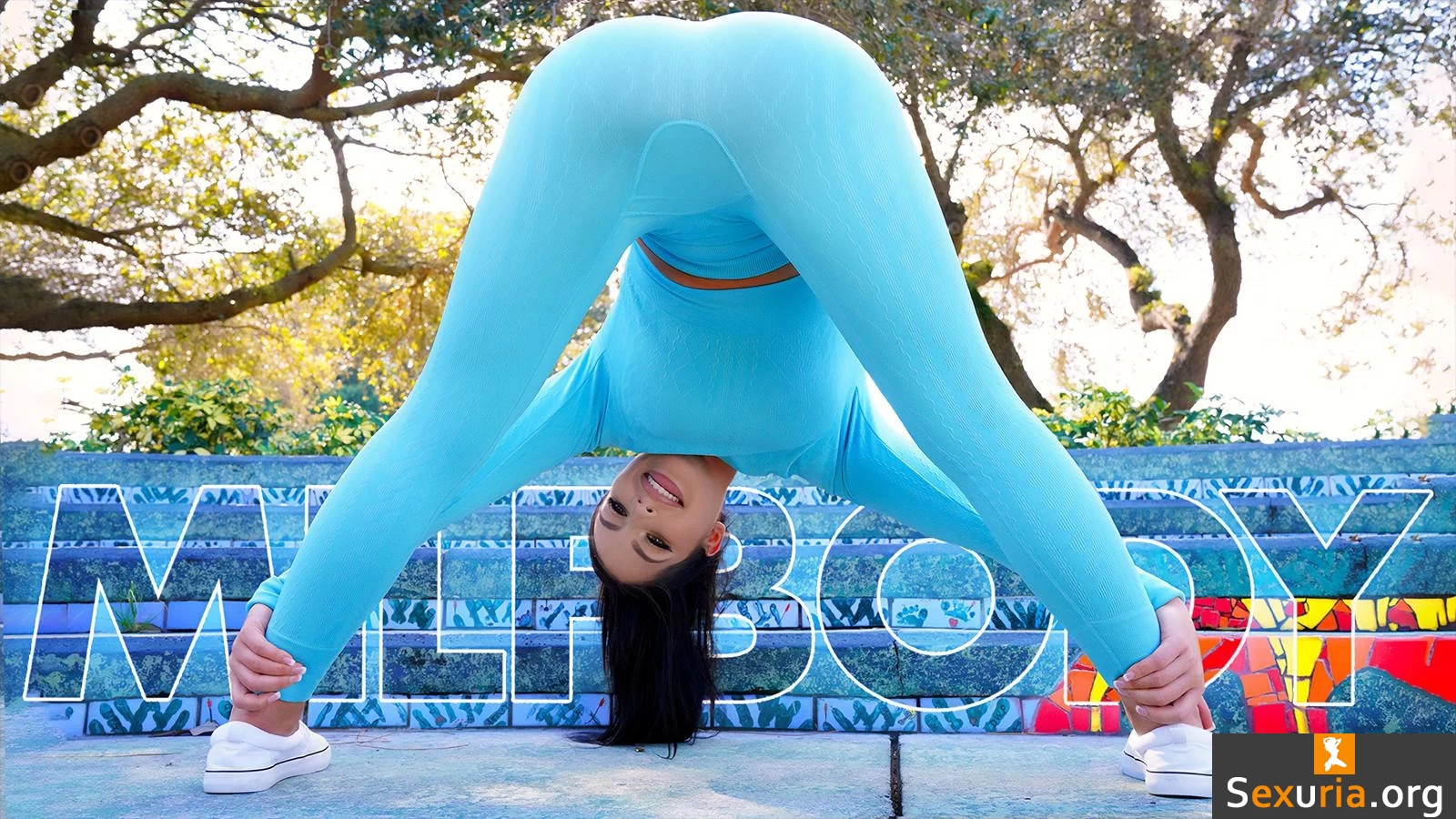 Milf Body - Alexa Payne - Stretching Her Deep 1080p