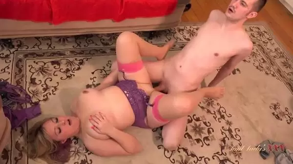 Charlie Rae - Busty BBW MILF Charlie Rae Fucks her Photographer