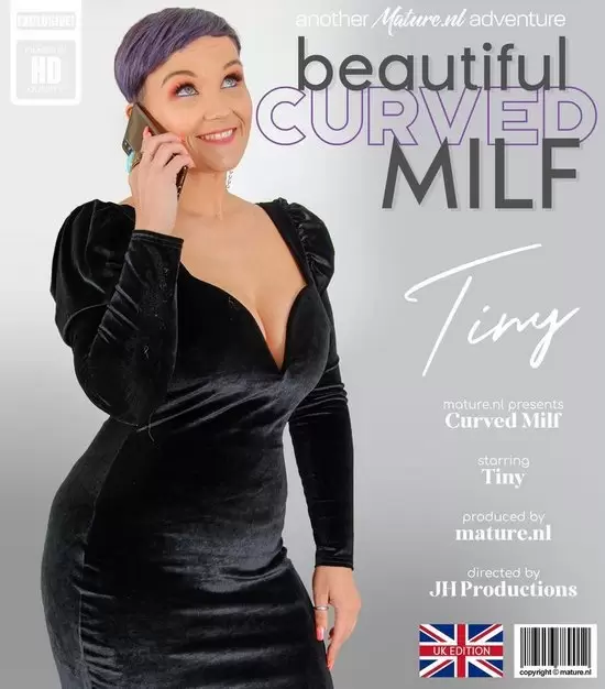 Tiny - Thick MILF Tiny with her firm big breasts, perfect ass and beautiful curves masturbates at home 1080p