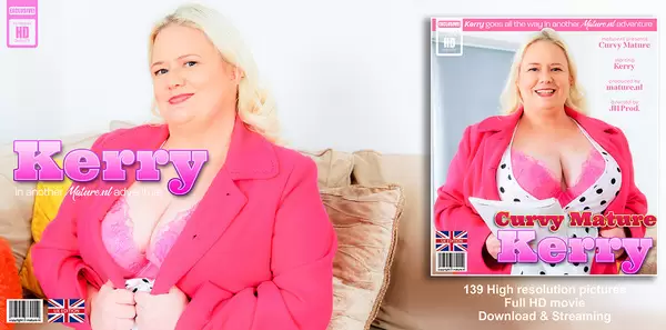 Kerry - Masturbating curvy Kerry is a 40 year old British cougar that loves to masturbate at home 1080p