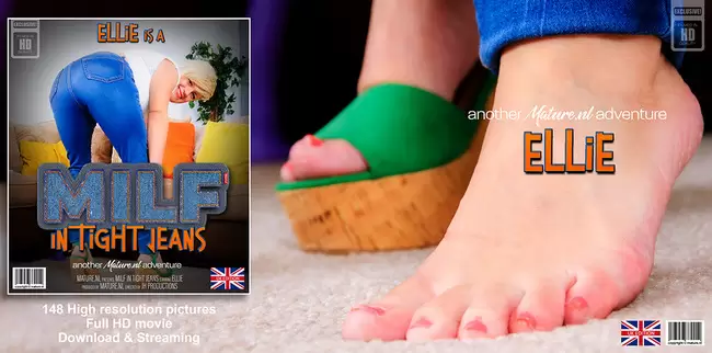 Ellie - British MILF Ellie is home alone and horny as hell, so she starts playing with her shaved pussy 1080p