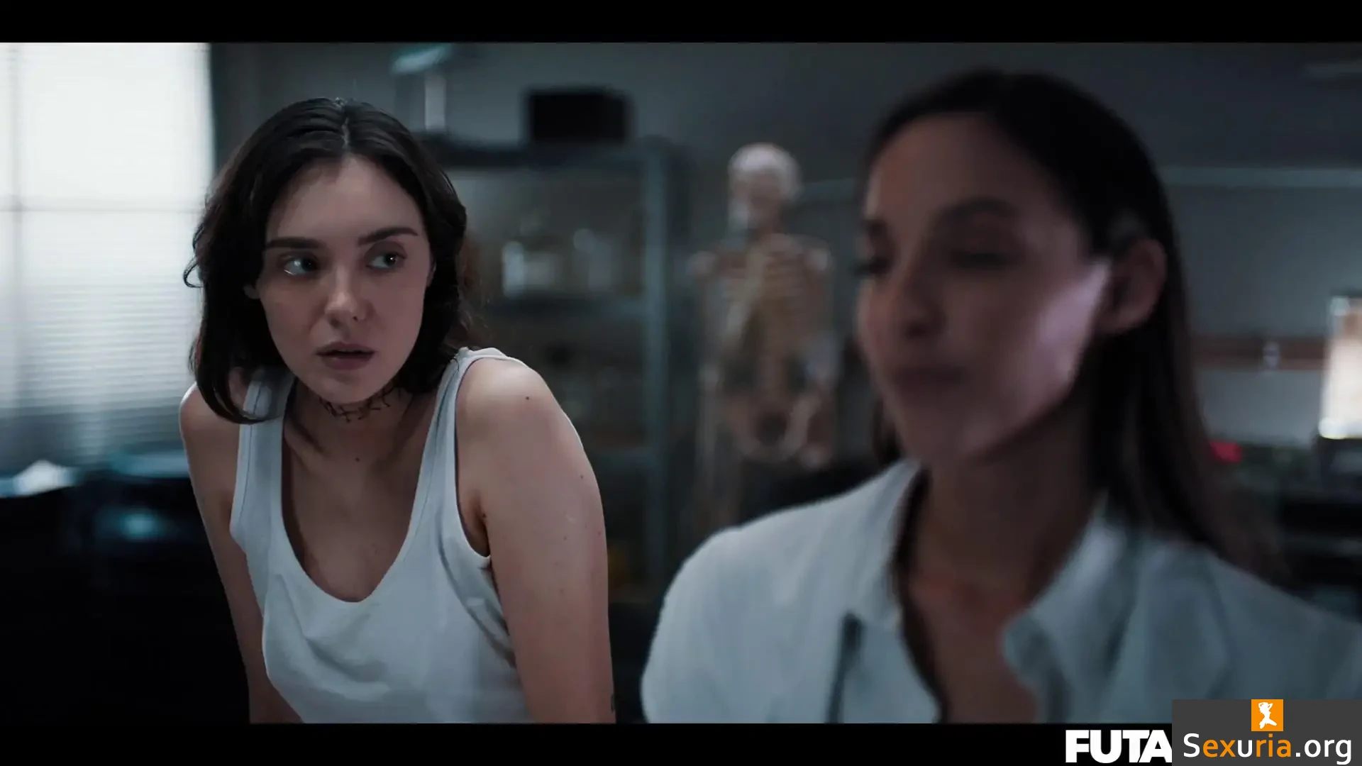 Futanari - Amirah Adara & Catherine Knight [1080p]