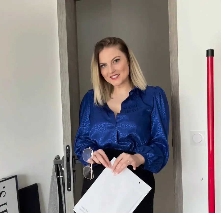 Faustine Perdrix - Pervert Boss Fucks His Secretary FullHD 1080p