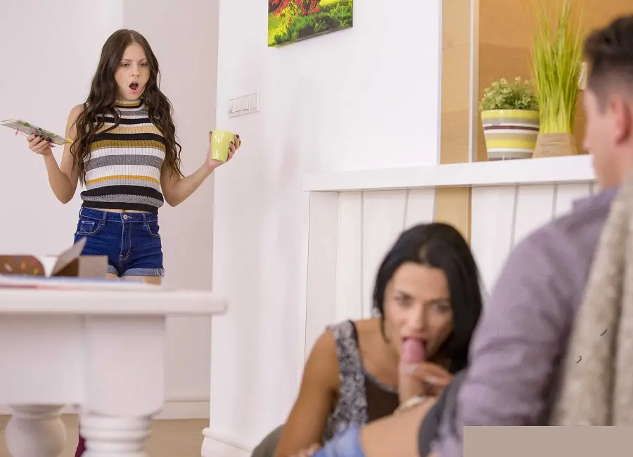 Rebecca Volpetti, Shalina Levine - Dough Nuts FullHD 1080p