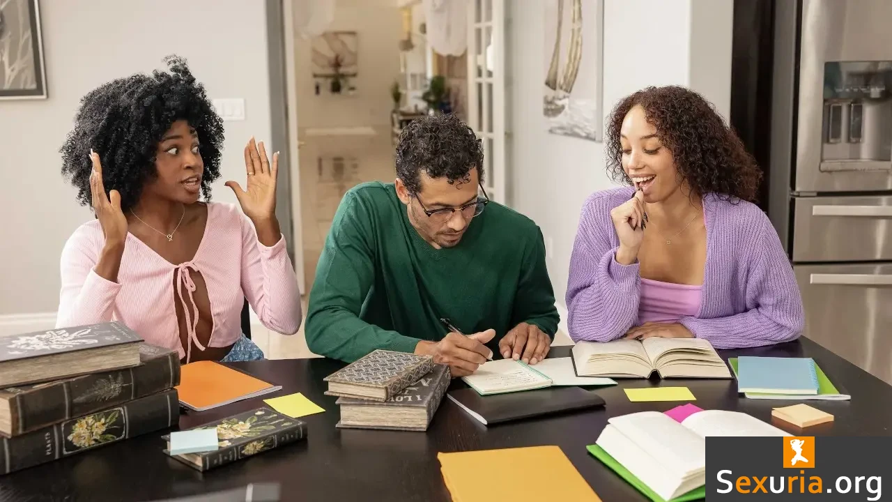 Sneaky Sex - Alexis Tae & Nicole Kitt [1080p/SD]