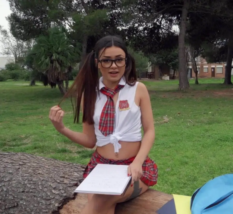 Martina Smeraldi - New Study Buddies FullHD 1080p