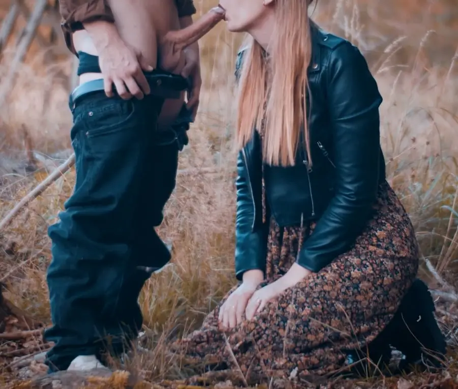 Clothedpleasures - Deep Blowjob In The Woods and Huge Cum Load In My Mouth FullHD 1080p