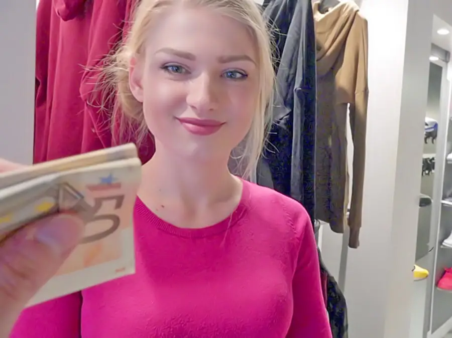 Lucy Heart - Blonde Filled With Customer Service