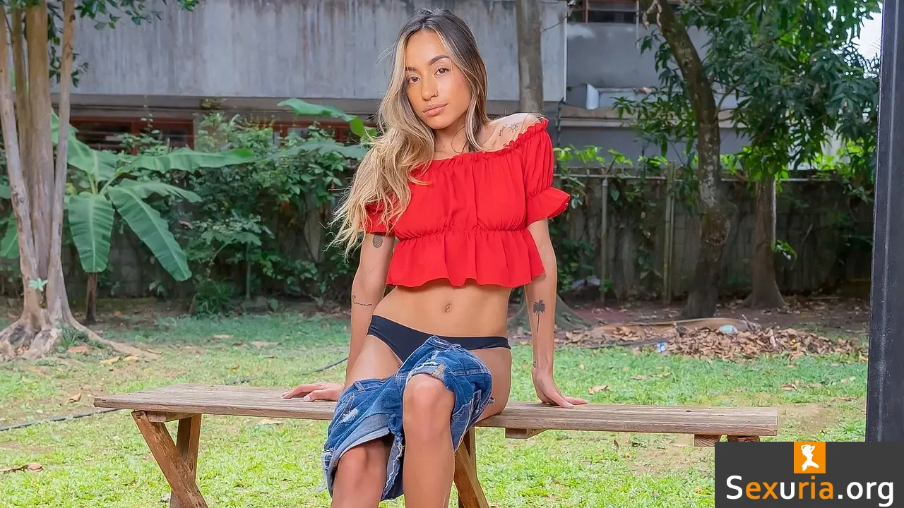 Nubiles - Camila Luna [1080p]