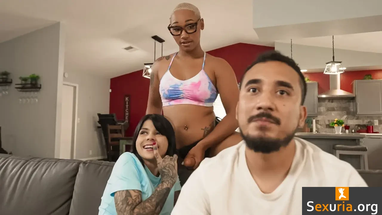 We Live Together - Sadie Pop & Thick Ass Daphne [1080p/SD]