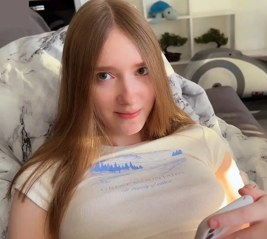 Mysaaat - Fucked my Best Friends Wife While He Was in the Next Room FullHD 1080p