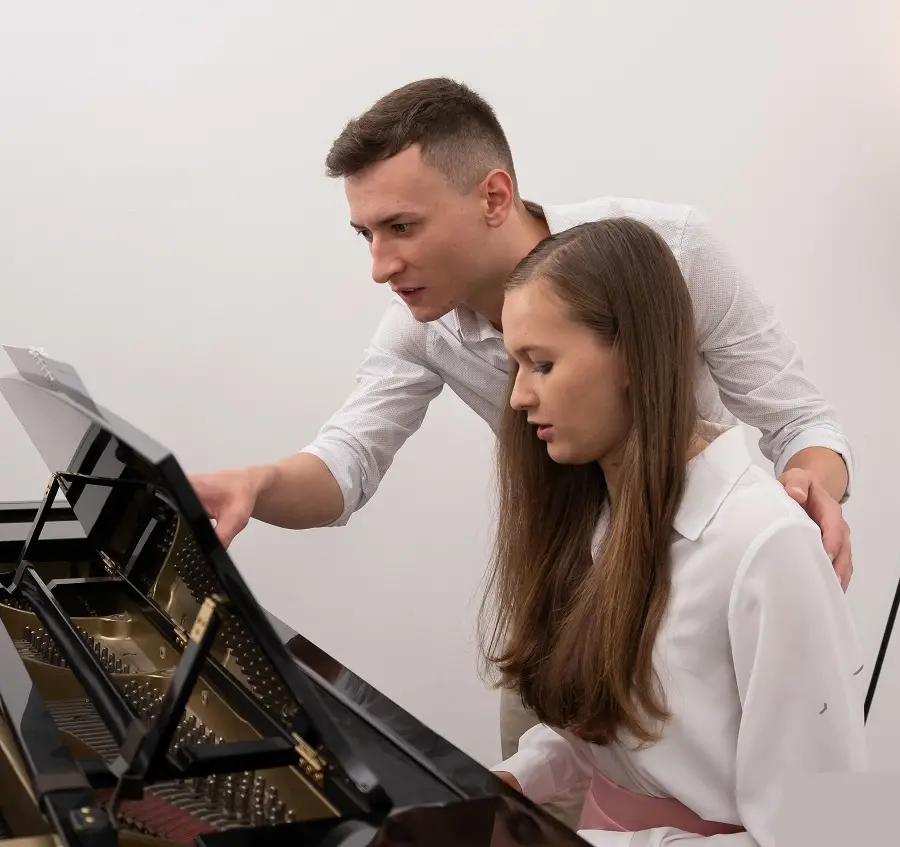 Stacy Cruz - Teach Me How To Play FullHD 1080p