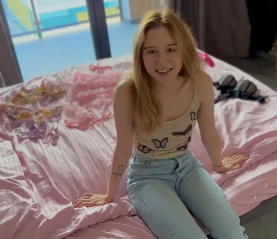 Zxlecya - I Helped My Stepsister Choose Underwear For A Date FullHD 1080p