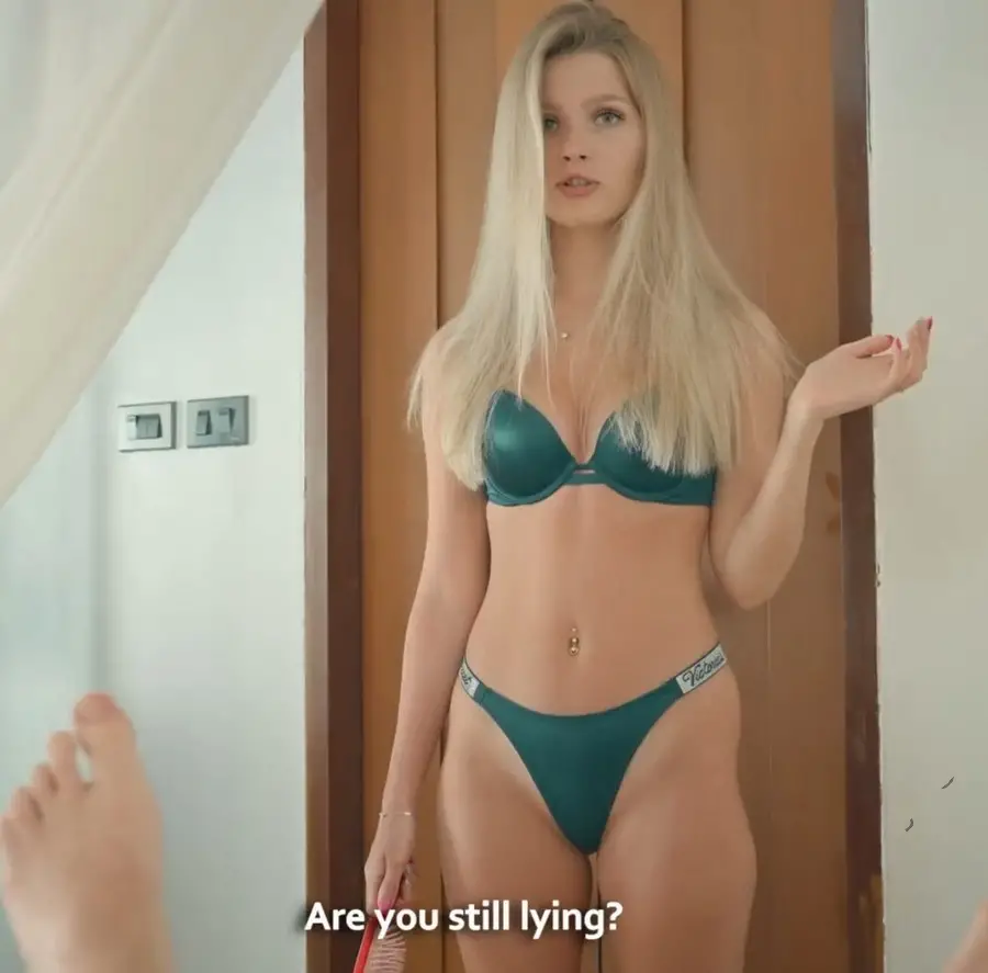 Ellie Moore - For A Walk Ellie Moore Is Ready To Deep Suck Saddle My Dick And Take Sperm In Tight Pussy FullHD 1080p