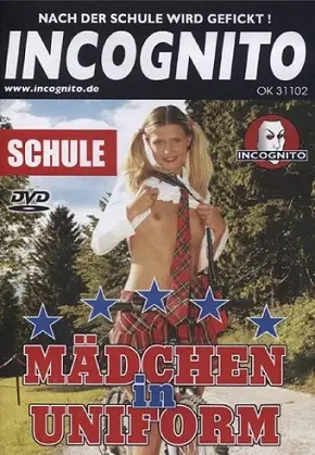 Mädchen In Uniform - Schule