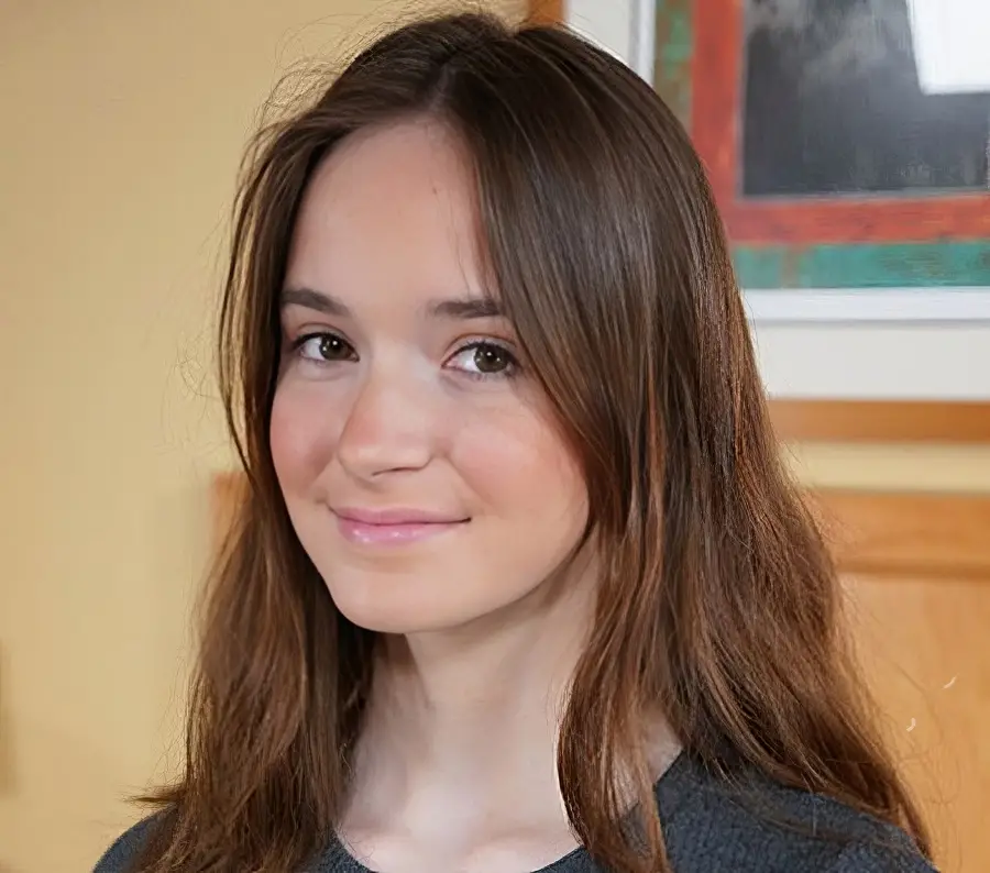 Hazel Moore - Ellie Threeway HD 720p