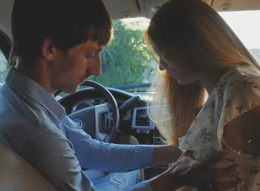 Stella Cardo - Student Lost In Ghetto And Paid For The Ride By Sex FullHD 1080p