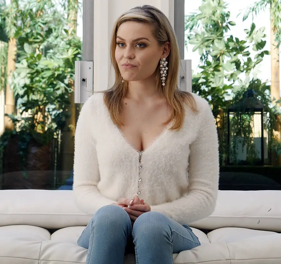 Angel Aurora - Adorable Busty Angel HD 720p