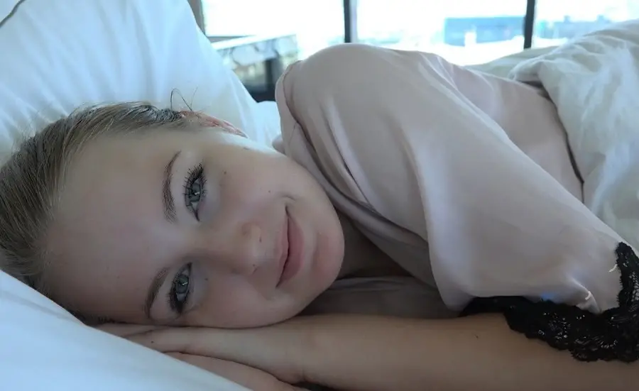 Scarlett Sage - Virtual Vacation Las Vegas 3/3 FullHD 1080p