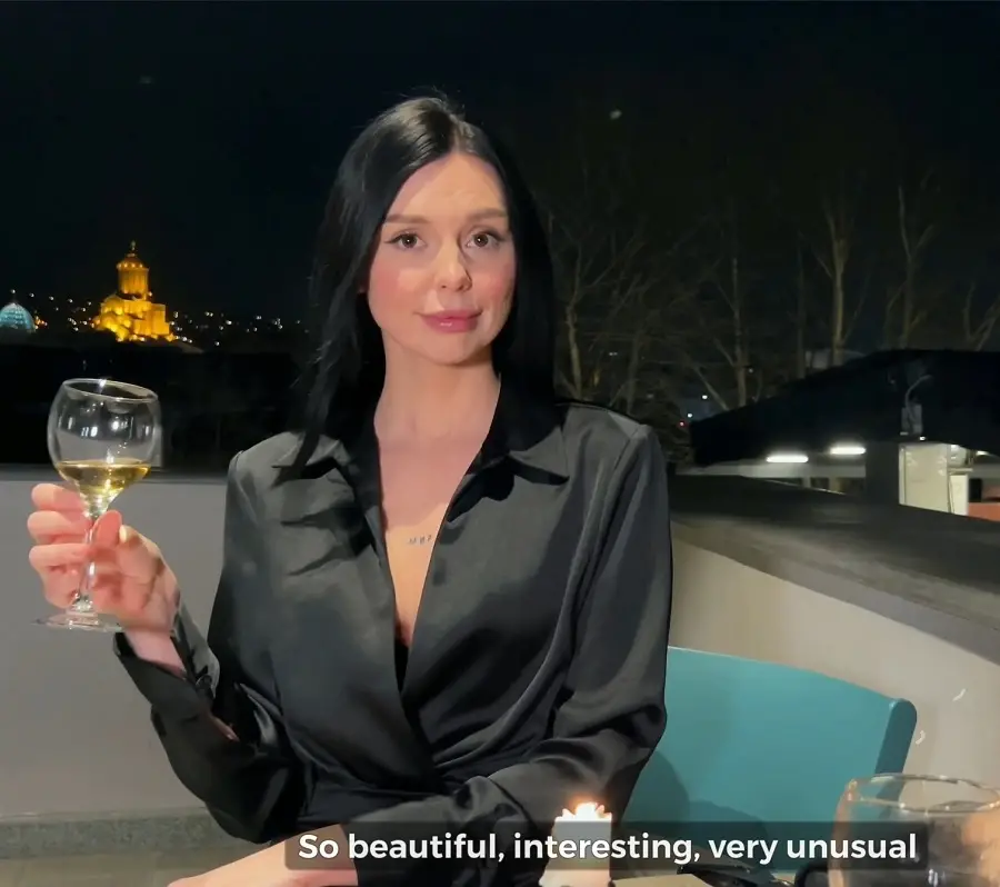 Eva Soda - First Date With Tight Tinder Pussy Ends In Creampie UltraHD/4K 2160p