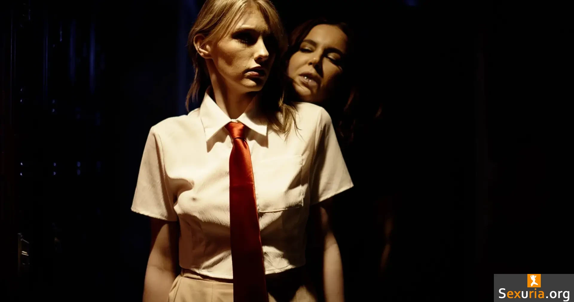 Parasited - Melody Marks & Natasha Nice [1080p]