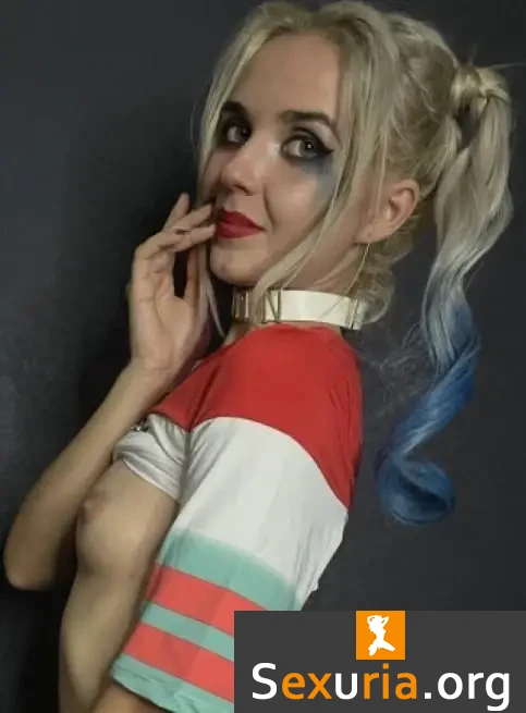 [ManyVids.com] Lil Cosplay Slut Collection - MegaPack