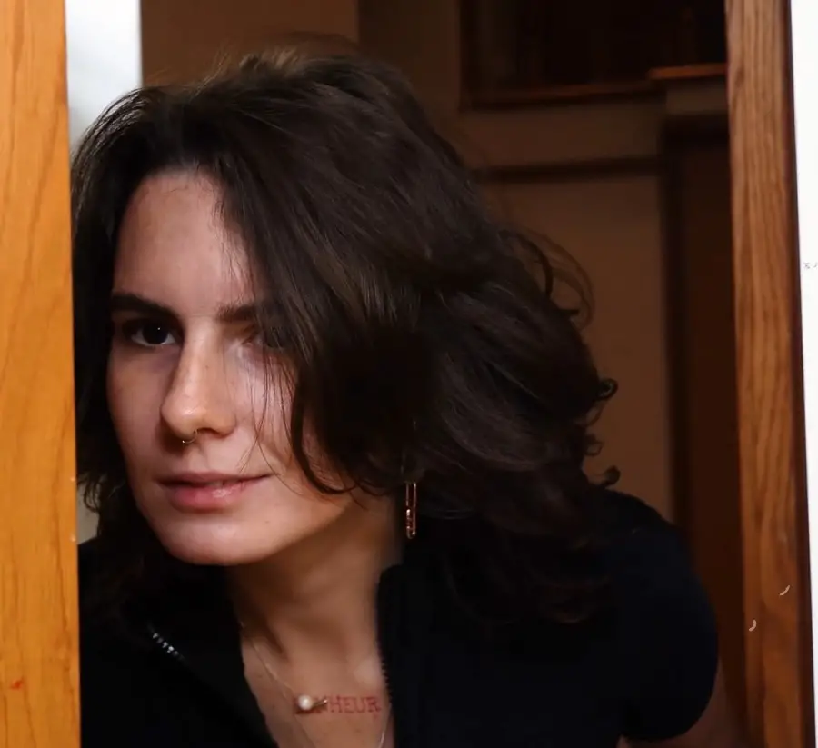 Darcy Dark - Hot Babe Substitutes Sex Doll for Herself FullHD 1080p