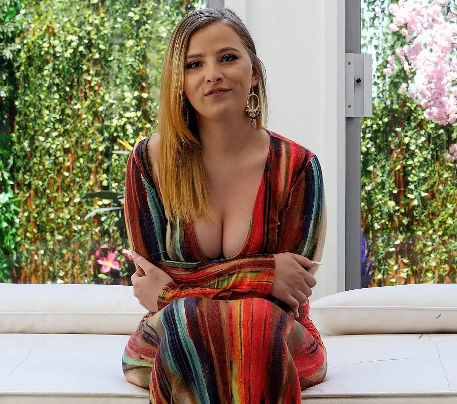 Arianna Luv - Omg The Latest Nvg