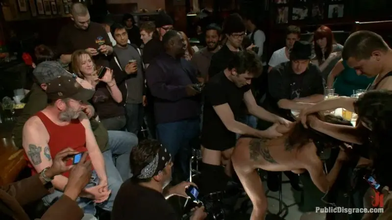 Gia DiMarco Gets Double Penetrated At A Public Bar 720p